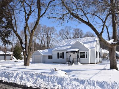 51 Homeland Rd, North Syracuse, NY, 13212