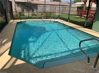 303 W Penn Rd, Lehigh Acres, FL 33936