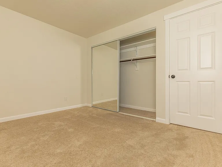 Pinewood Village Apartments — Photo 35