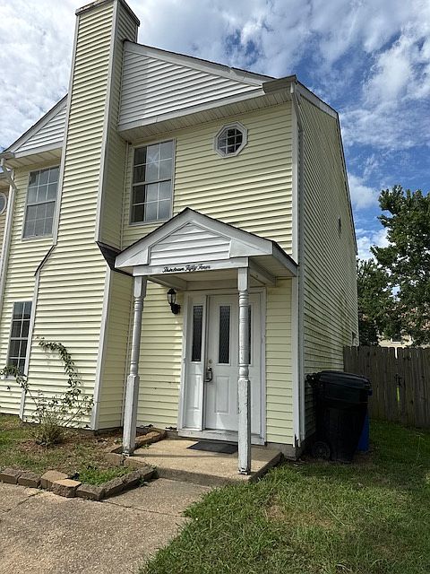 exterior of end unit