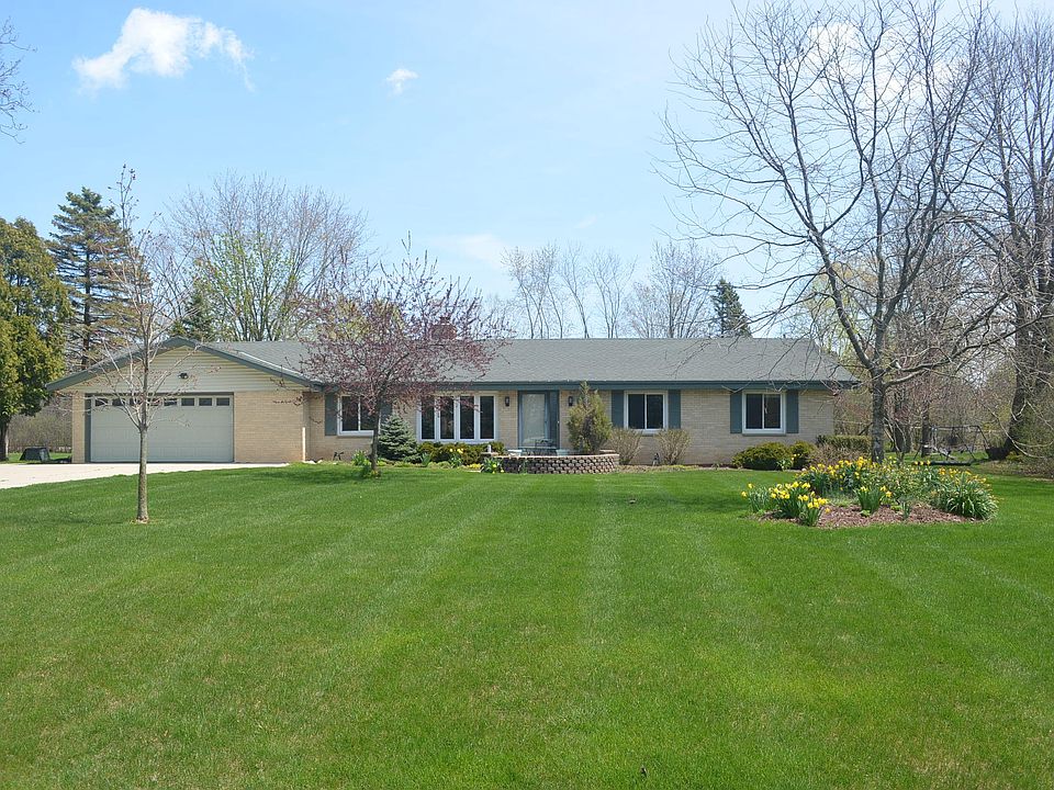 1st image of 10202 N La Cresta Dr