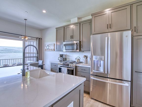 5th image of 107 Eagle Ridge Dr