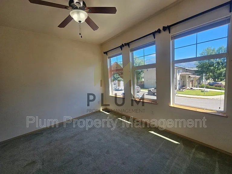 917 Discovery Way — Photo 14