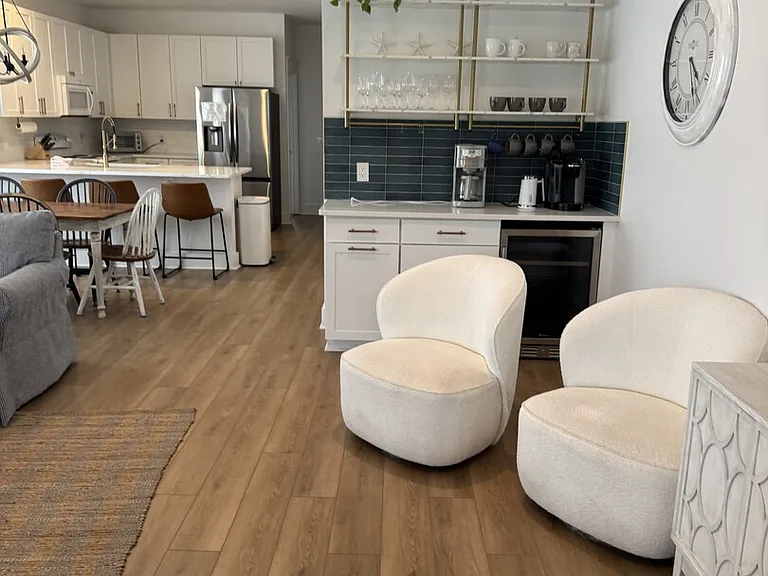 Sand Dollar Ct — Photo 6