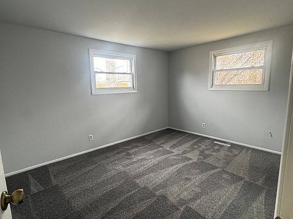 4th image of 613 Jefferson Ave