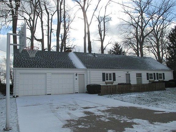 3rd image of 130 Bayshore Dr