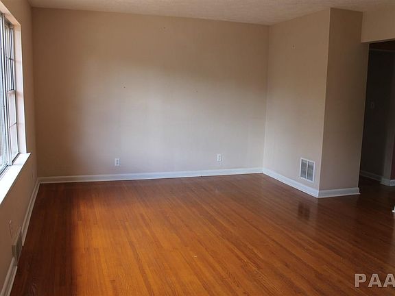 5th image of 1535 W McClure Ave