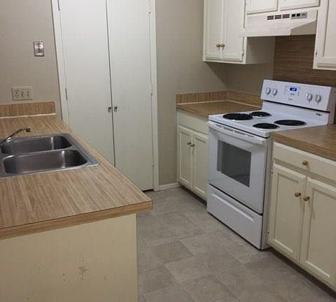 3rd image of 2414 Indigo Ln