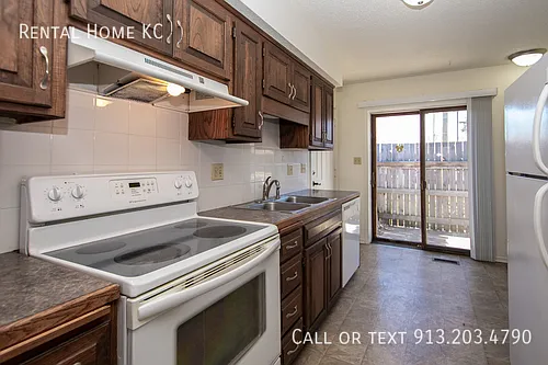 5908 Brittany St — Photo 7