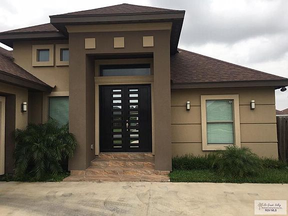 2nd image of 3842 Vivian Dr
