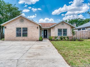 501 Saddlebrook Dr, San Antonio, TX 78245