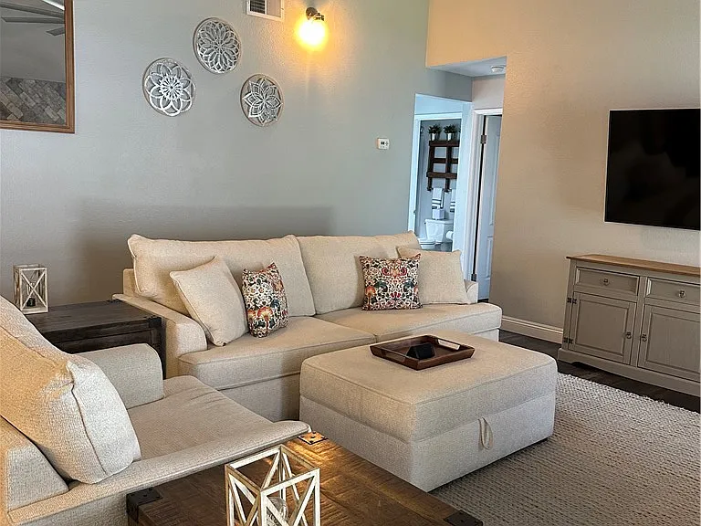 4053 Broadriver Dr — Photo 11