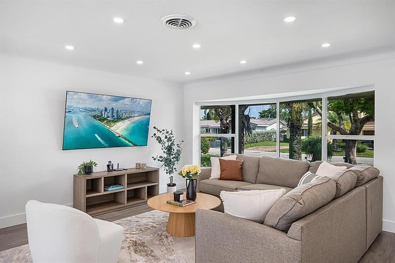 1425 NE 57th St, Fort Lauderdale, FL 33334 Zillow