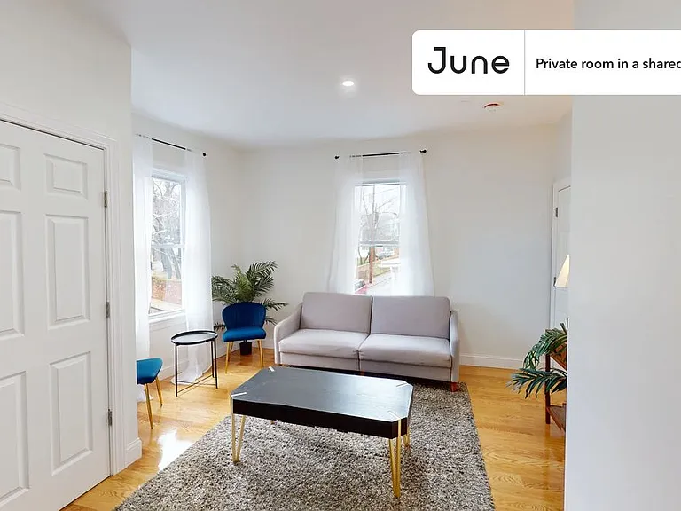 41 Dorr St #C — Photo 8