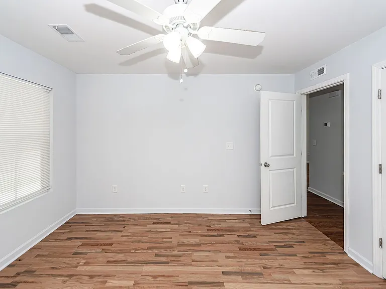 211 White St #B — Photo 16