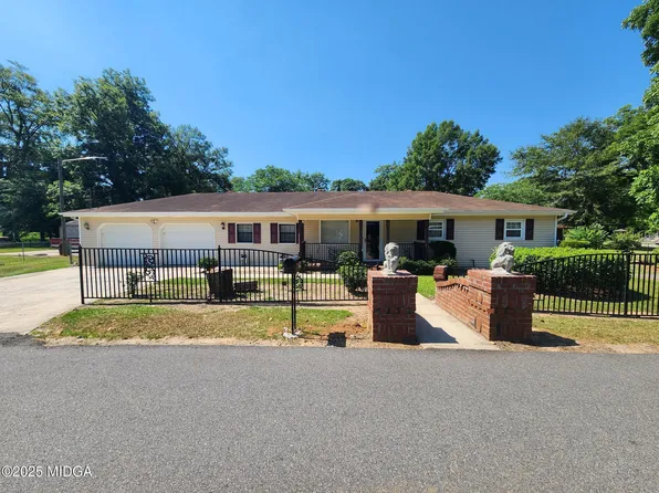 104 Richardson St, Byron, GA 31008