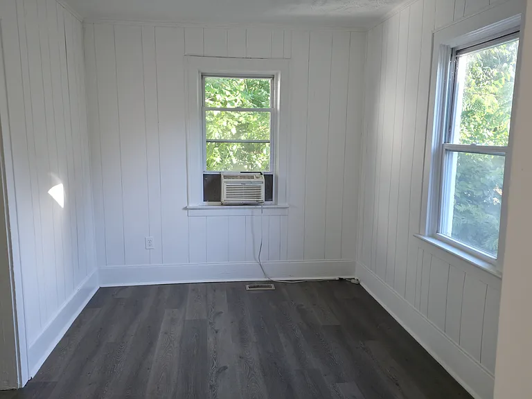 217 Sunset Ave — Photo 14
