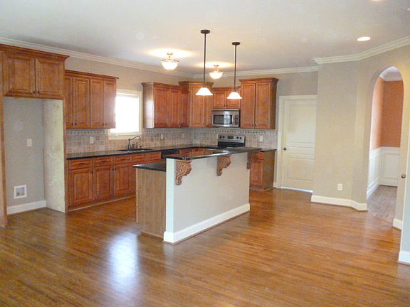 Open kitchen floorplan