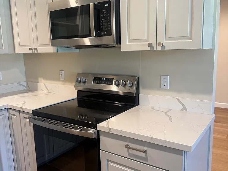 130 Village Ct — Photo 3