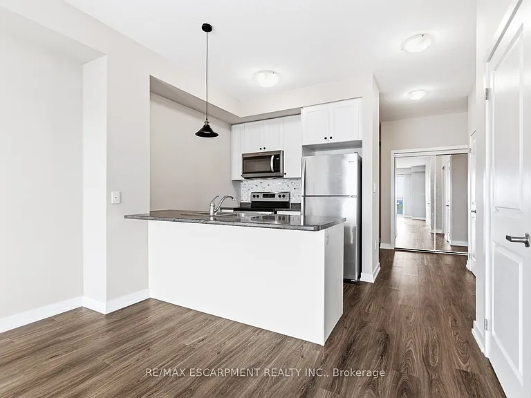 450 Dundas St E #1113 — Photo 17