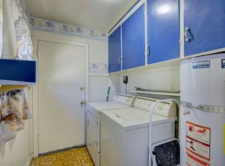 2230 Edgewater Rd, Sacramento, CA 95815