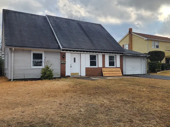 24 Hopkins Ln, Willingboro, NJ 08046