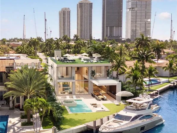 18800 N Bay Rd, Sunny Isles Beach, FL 33160
