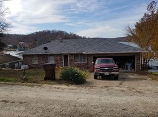 1635 Apache Point Dr, Climax Springs, MO 65324