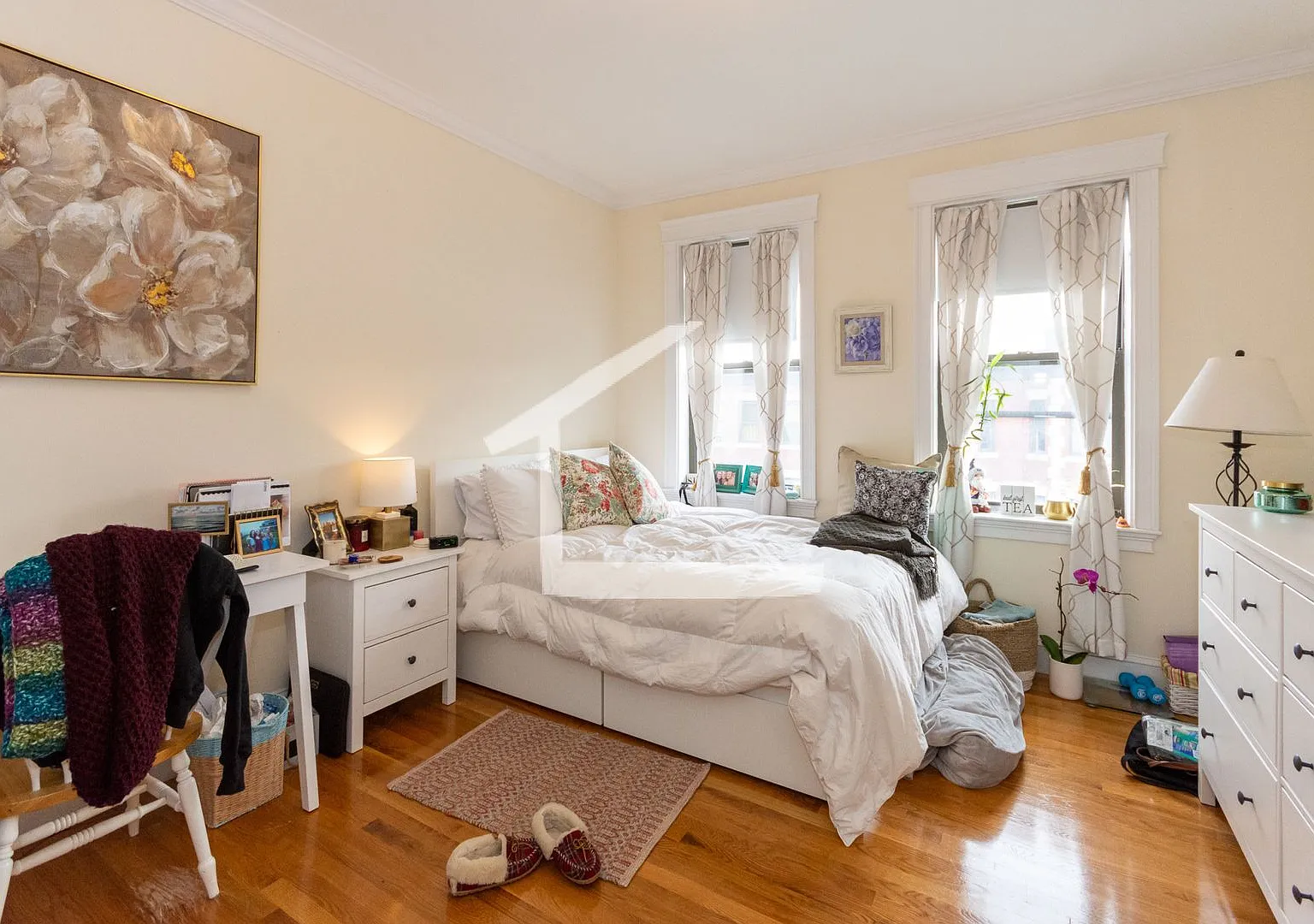 Sunny Spacious 4 Bedroom — Photo 4