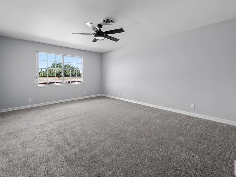 5613 El Camino Real — Photo 39