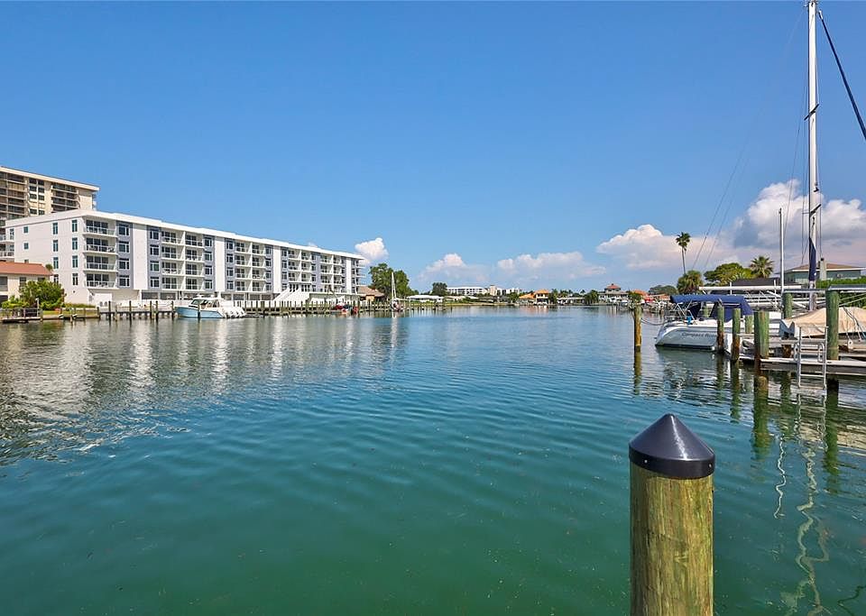 1st image of 330 LEEWARD ISLAND