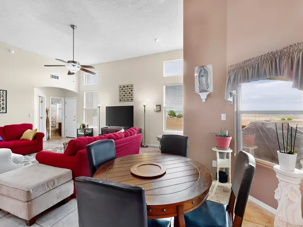 4013 Huron Dr NE, Rio Rancho, NM 87144