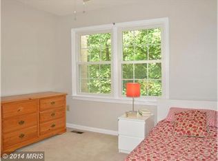7320 Greentree Rd, Bethesda, MD 20817