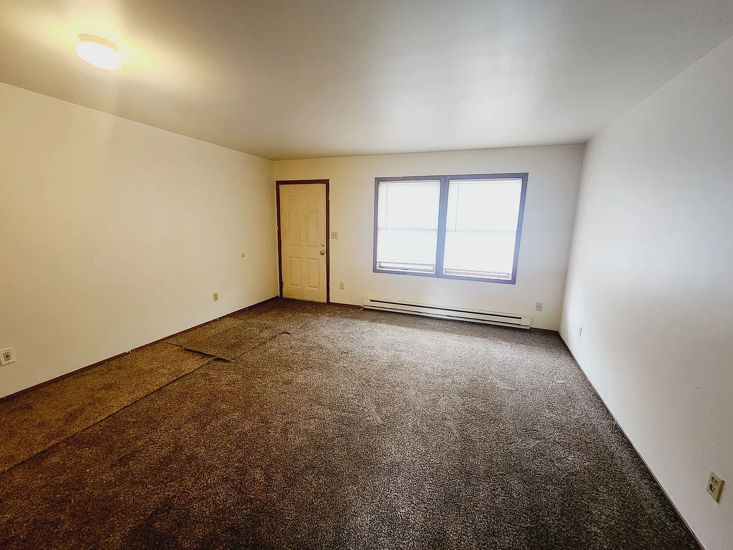 332 Monroe St — Photo 2