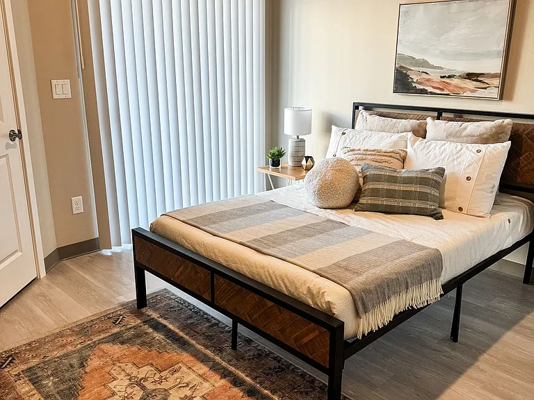 Swan Grove Apartments — Photo 7