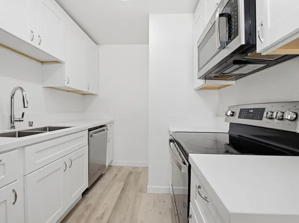 635 Emory St APT 4, Imperial Beach, CA 91932