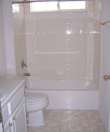 5th image of 1374 Silver Moon Dr