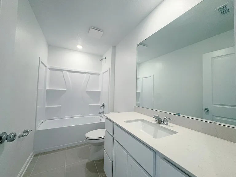 2362 McKinley Dr — Photo 20