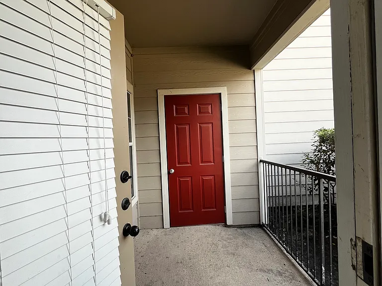 16257 FM 529 Rd #7208 — Photo 7