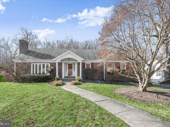 1112 Hampton Garth, Baltimore, MD 21286