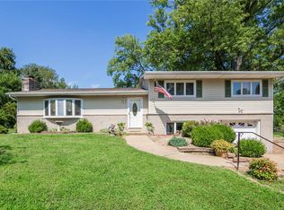 205 Susan Rd, Saint Louis, MO 63129