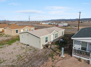 430 W Paris Trl, Paulden, AZ 86334