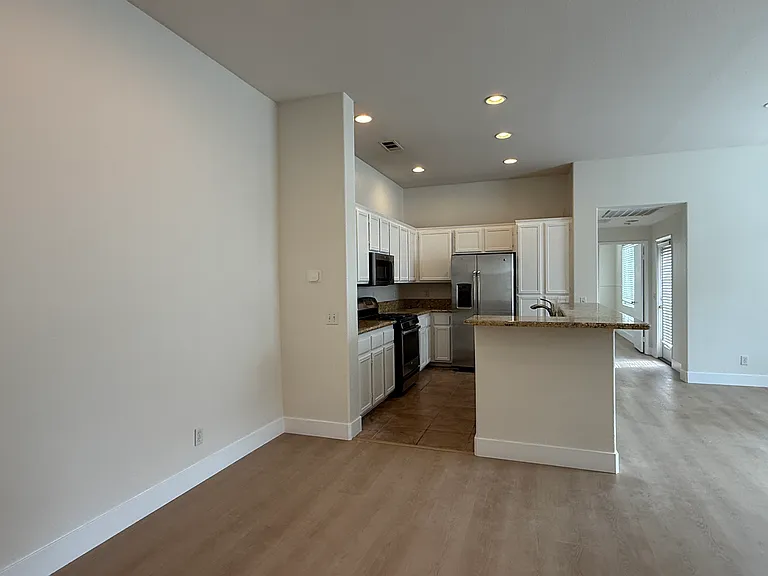 10860 Ivy Hill Dr #8 — Photo 10