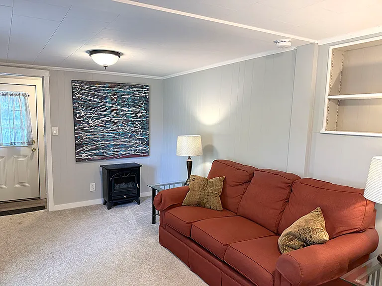 32 Nichols St #5 — Photo 9