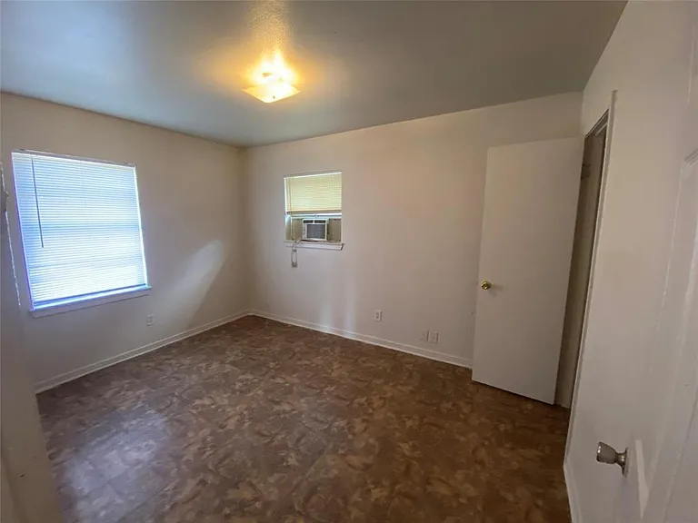 9414 Heno St #7 — Photo 7