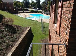 1080 Chatham Park Dr APT A, Pittsburgh, PA 15216