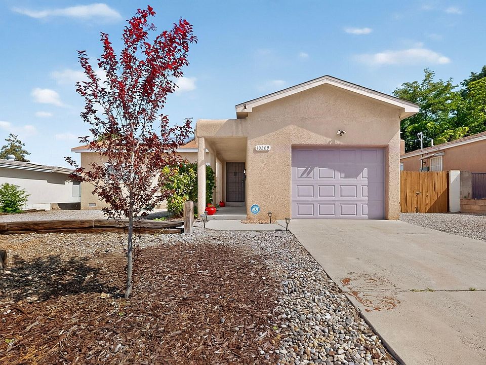 1st image of 10209 Mesa Arriba Ave NE