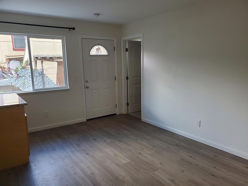 2nd image of 1657 Alaneo St #D4