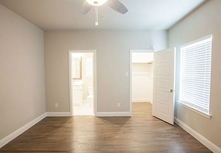 8586 Church St — Photo 13