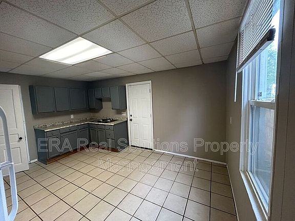 5th image of 1173 Atwood Ave